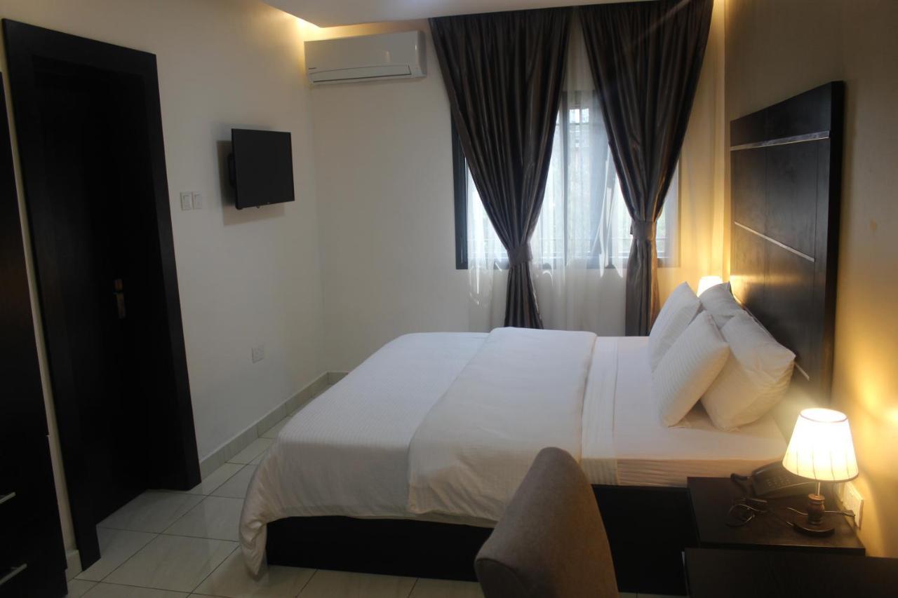 Urban Metro Inn Lagos Kültér fotó