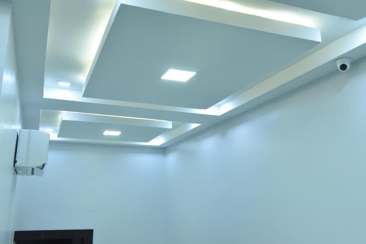 Urban Metro Inn Lagos Kültér fotó