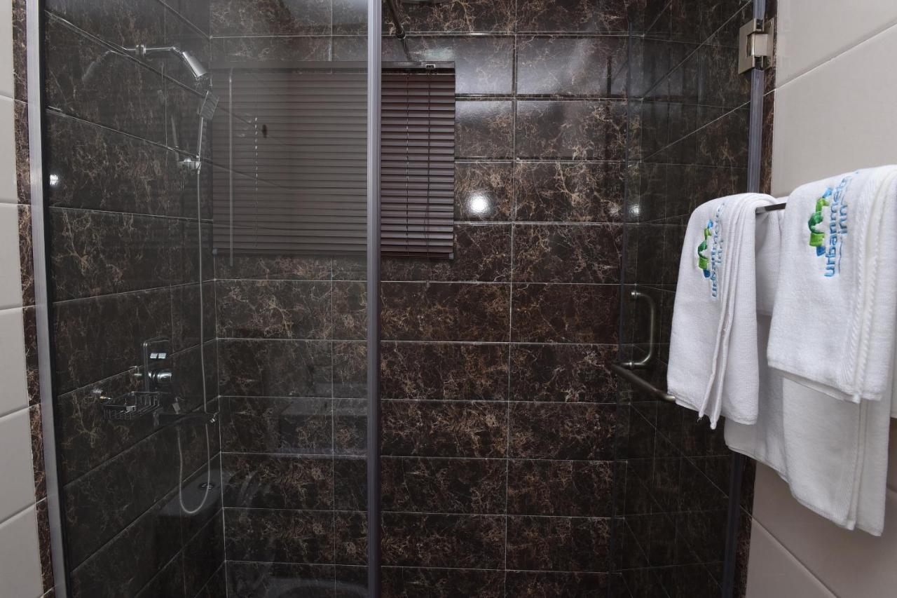 Urban Metro Inn Lagos Kültér fotó